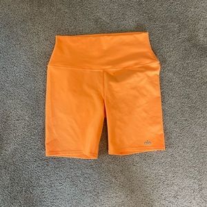Alo shorts